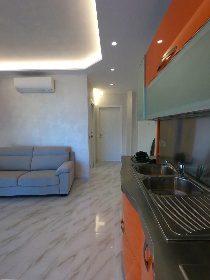 Olimpia Apartment Arma di Taggia Exterior photo
