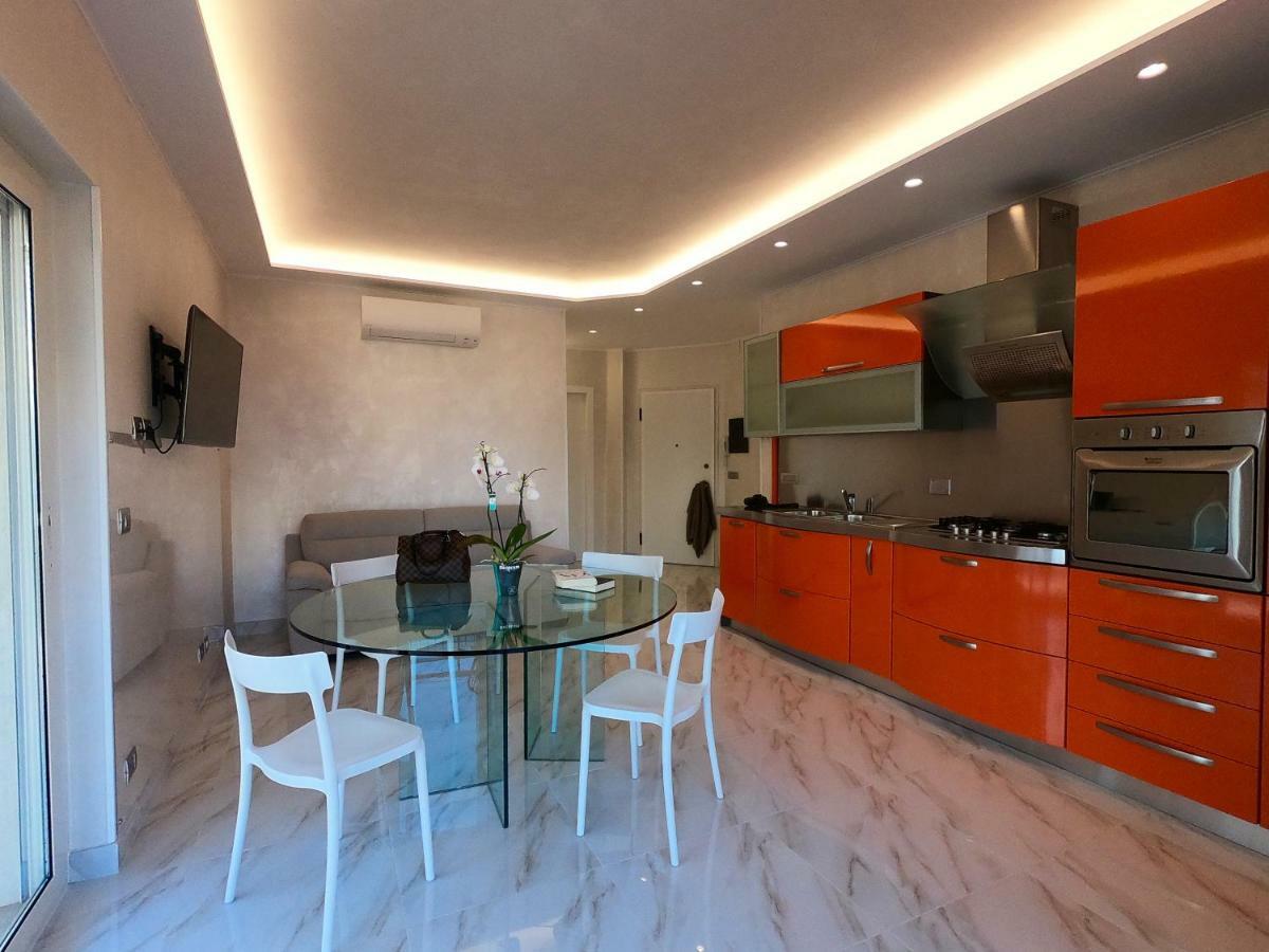 Olimpia Apartment Arma di Taggia Exterior photo